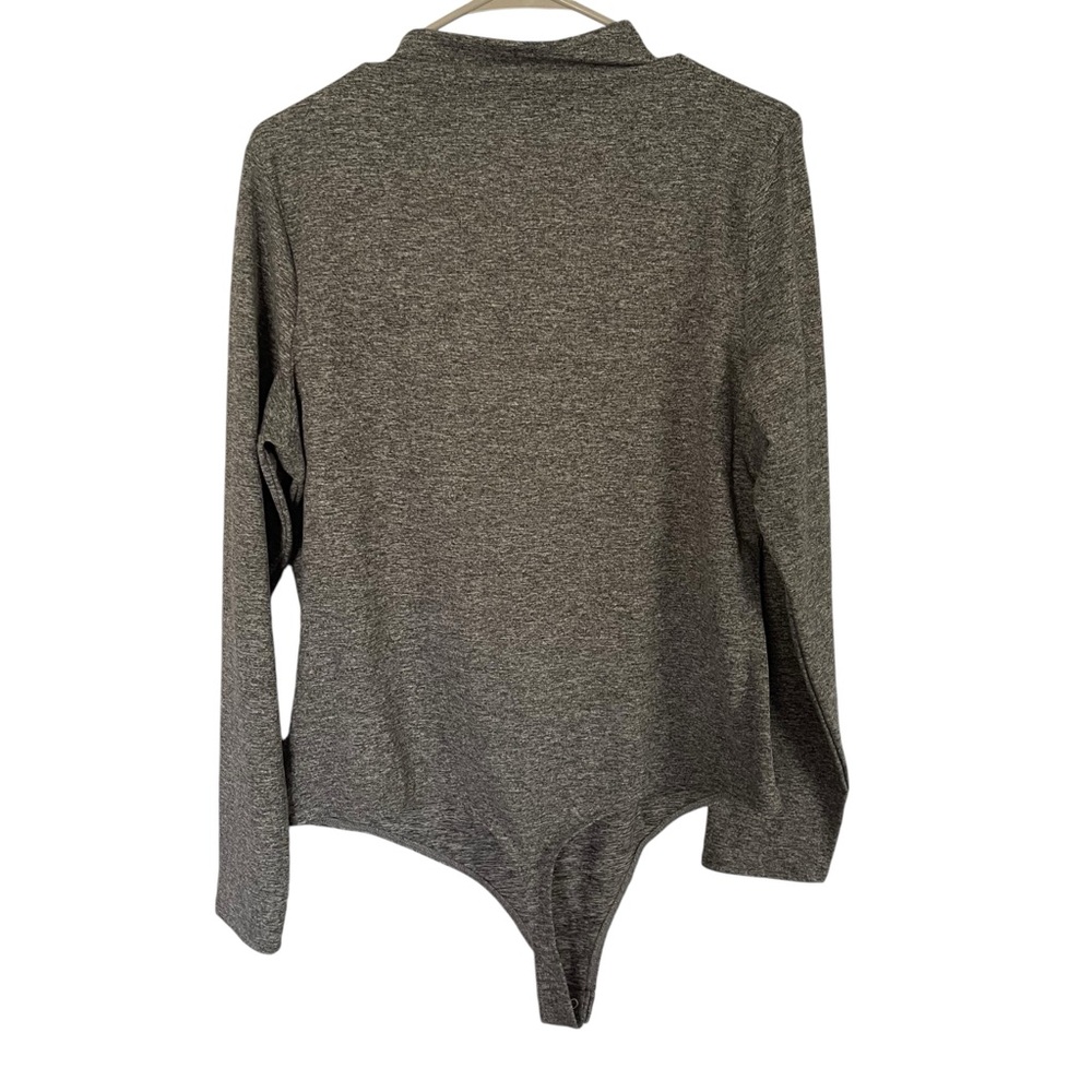 NWT Express Women’s Body Contour Cozy Mock Neck Cutout Bodysuit Grey Long Slv XL - Picture 3 of 9
